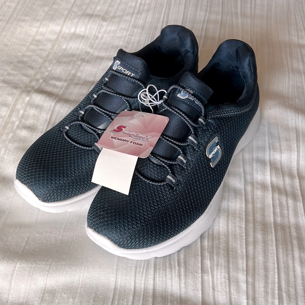 Sketchers Sport Memory Foam Sneakers